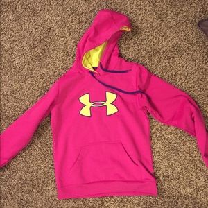 Women's Under Armour Sweatshirt